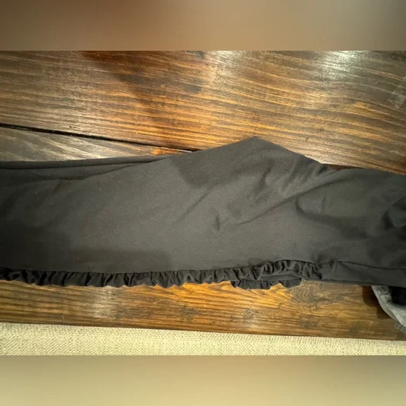 Dancers pants. Gia-Mia dance pants. Black. Adult XS Dancewear - Picture 2 of 4